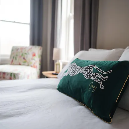 Canandaigua Guesthouse-2